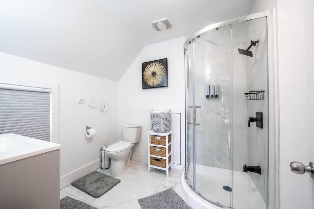 Luxury Stylish Home, Walk To Falls, Fire Pit&More Καταρράκτες του Νιαγάρα Εξωτερικό φωτογραφία