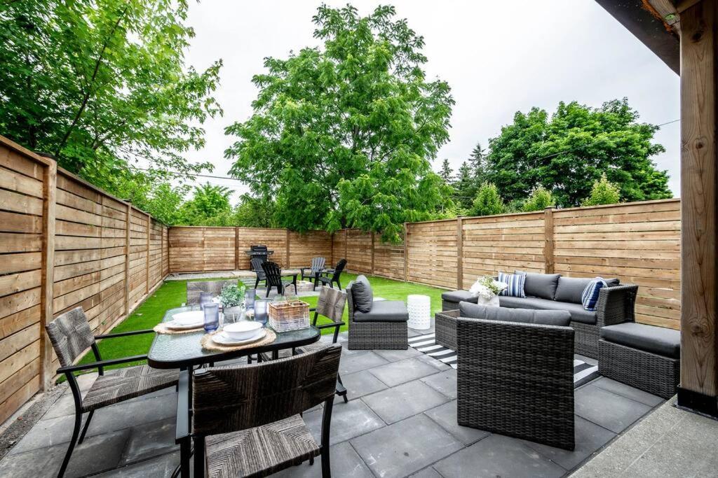 Luxury Stylish Home, Walk To Falls, Fire Pit&More Καταρράκτες του Νιαγάρα Εξωτερικό φωτογραφία
